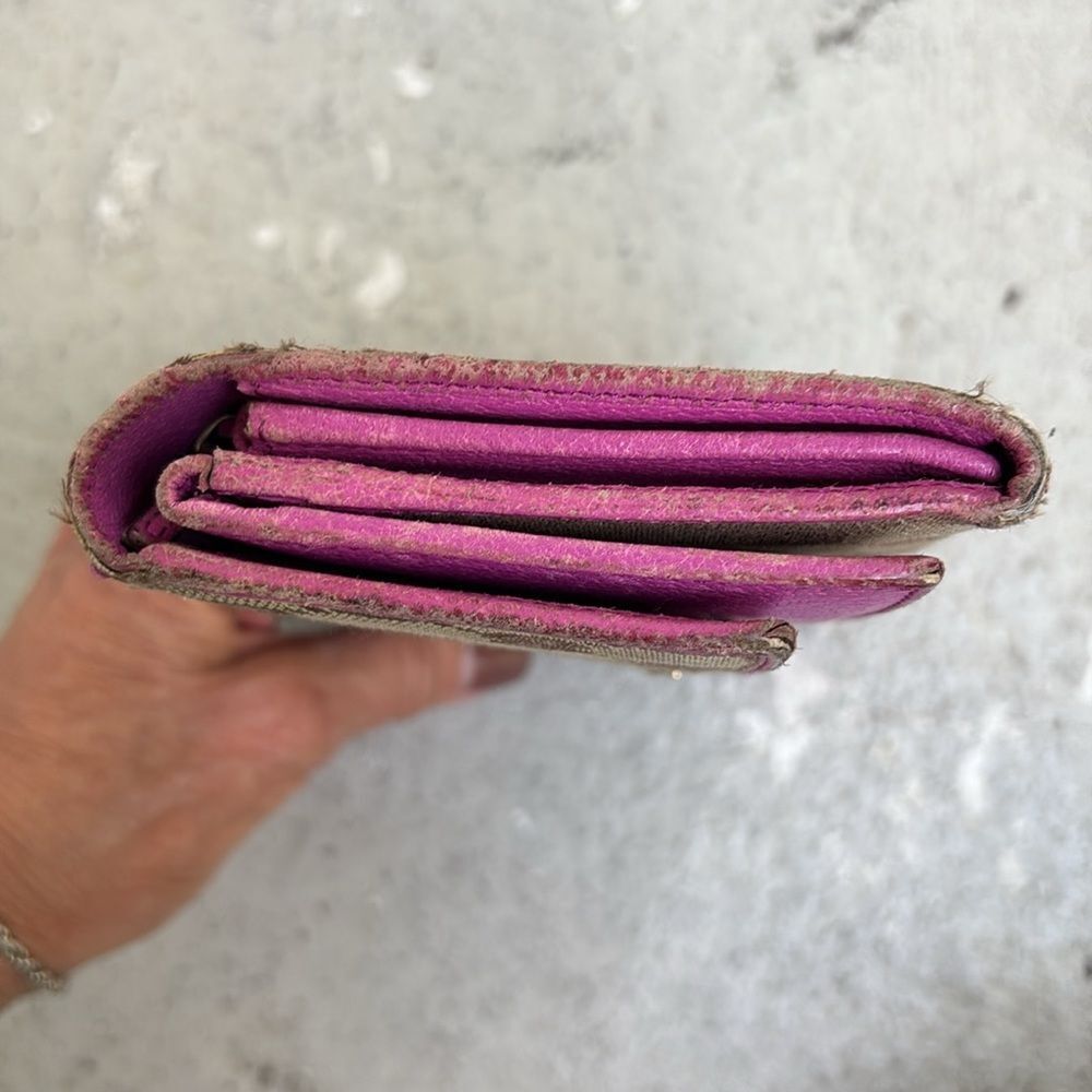 Vintage Gucci wallet - Picture 9 of 10